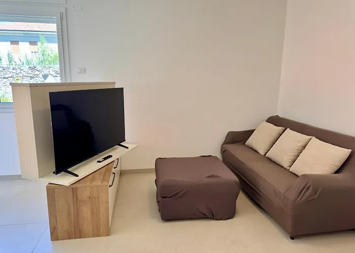 Domus Aurus Family Apartment