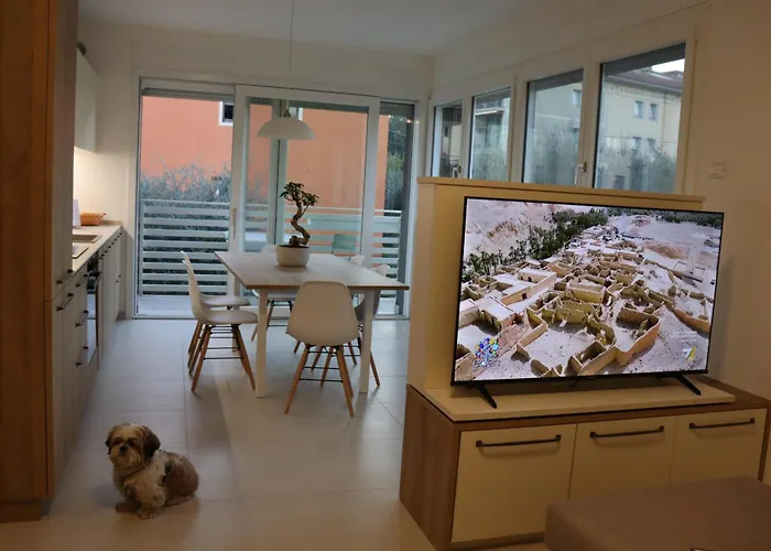 דירה Domus Aurus Family ברדולינו